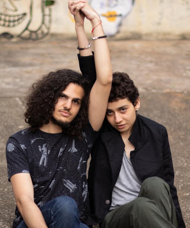 Foto da dupla de produtores